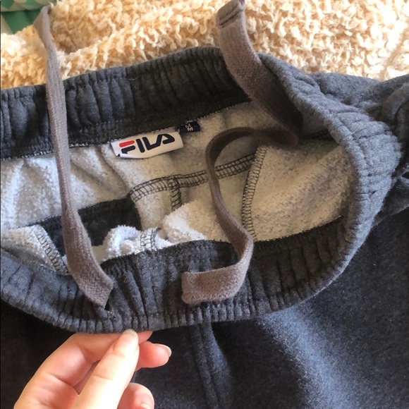 Fila grey sweatpants - Picture 2 of 3